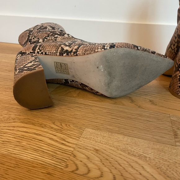 Jeffrey Campbell Siren Snake Boots | 6.5 - Picture 2 of 5